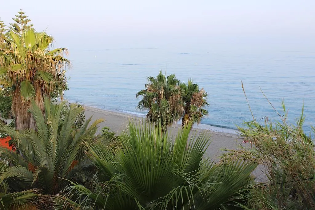 Casa Familiar In Punta Lara Lägenhet Nerja Spanien